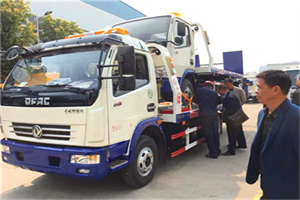 海淀汽车道路救援拖车价格